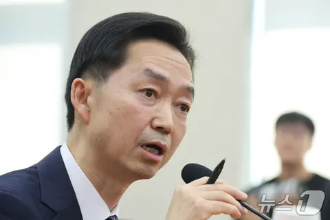 김지용 후보자 인사청문회 관련 이미지