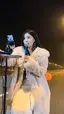 도로한가운데서 책상펴고 라이브 방송하는 여자의 결말 - 관련 글 썸네일