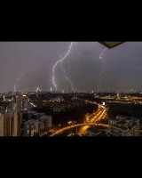 춤추는 번개 - 관련 글 썸네일