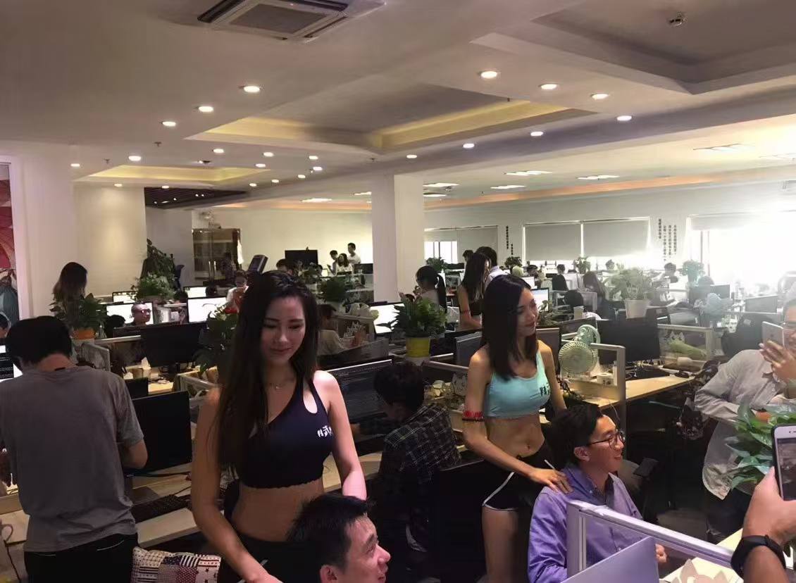 개발자 귀한 시절엔 개발자 귀한 시절엔 - 본문 이미지