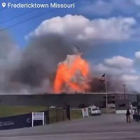 미국 미주리에 있는 배터리 재활용 센터에서 화재가 있었네요. - 관련 글 썸네일