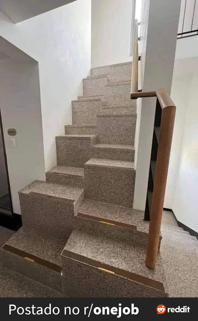 취객 방지용 계단.jpg 취객 방지용 계단.jpg - 본문 이미지