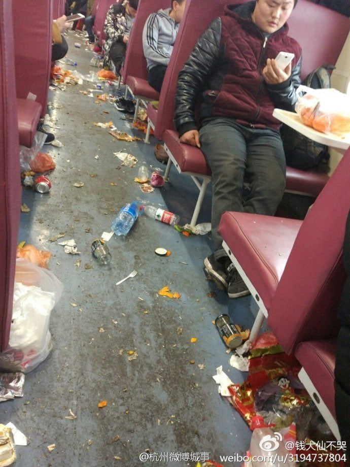 상하이행 쓰레기 기차 상하이행 쓰레기 기차 - 본문 이미지