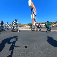 단체 스쿠터 사고 - 관련 글 썸네일