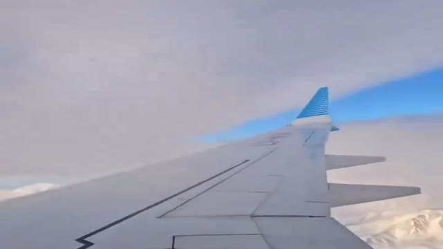 보잉 737 MAX 8 극심한 난기류에 휘어지는 날개 ㄷㄷ - 관련 글 썸네일