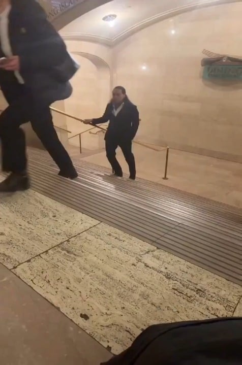 이 사람 하는 거 진짜 잘함 ㅋㅋ - 관련 글 썸네일