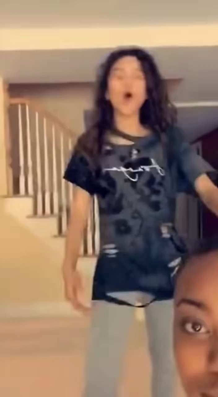 톰 홀랜드, 젠데이아한테 발레 댄스로 반하려던 시절 - 관련 글 썸네일