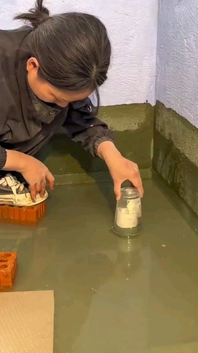 바닥 물기 제거하는 꿀팁, 완전 신세계! 바닥 물기 제거하는 꿀팁, 완전 신세계! - 관련 글 썸네일
