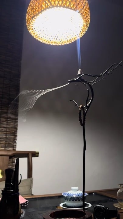 향 연기가 액체처럼 흐르는 거 실화냐ㄷㄷ - 관련 글 썸네일